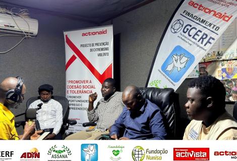 𝐃𝐞𝐛𝐚𝐭𝐞𝐬 𝐫𝐚𝐝𝐢𝐨𝐟ó𝐧𝐢𝐜𝐨𝐬 𝐝ã𝐨 𝐯𝐨𝐳 𝐚𝐨𝐬 𝐣𝐨𝐯𝐞𝐧𝐬 𝐞 𝐥í𝐝𝐞𝐫𝐞𝐬 𝐫𝐞𝐥𝐢𝐠𝐢𝐨𝐬𝐨𝐬 𝐧𝐚 𝐩𝐫𝐞𝐯𝐞𝐧çã𝐨 𝐝𝐨 𝐞𝐱𝐭𝐫𝐞𝐦𝐢𝐬𝐦𝐨 𝐞𝐦 𝐄𝐫á𝐭𝐢