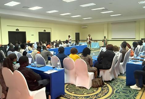 𝐌𝐞𝐬𝐚 𝐑𝐞𝐝𝐨𝐧𝐝𝐚 𝐏𝐫𝐨𝐯𝐢𝐧𝐜𝐢𝐚𝐥 𝐝𝐨𝐬 𝟏𝟔 𝐃𝐢𝐚𝐬 𝐝𝐞 𝐀𝐜𝐭𝐢𝐯𝐢𝐬𝐦𝐨: Um Chamado Colectivo para Fortalecer a Prevenção e Resposta à Violência Baseada no Género em Cabo Delgado