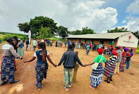 𝐀𝐜𝐭𝐨𝐫𝐞𝐬 𝐂𝐨𝐦𝐮𝐧𝐢𝐭á𝐫𝐢𝐨𝐬 𝐑𝐞𝐟𝐨𝐫ç𝐚𝐦 𝐂𝐚𝐩𝐚𝐜𝐢𝐝𝐚𝐝𝐞𝐬 𝐝𝐞 𝐆𝐞𝐬𝐭ã𝐨 𝐝𝐞 𝐂𝐨𝐧𝐟𝐥𝐢𝐭𝐨𝐬 𝐞 𝐂𝐨𝐦𝐮𝐧𝐢𝐜𝐚çã𝐨 𝐩𝐚𝐫𝐚 𝐚 𝐏𝐚𝐳 𝐞𝐦 𝐋𝐢𝐜𝐡𝐢𝐧𝐠𝐚