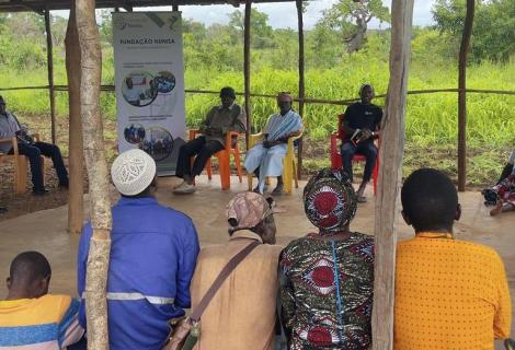 𝐂𝐨𝐦𝐮𝐧𝐢𝐝𝐚𝐝𝐞𝐬 𝐝𝐞 𝐂𝐡𝐢ú𝐫𝐞 𝐫𝐞𝐟𝐨𝐫ç𝐚𝐦 𝐚 𝐜𝐨𝐞𝐬ã𝐨 𝐬𝐨𝐜𝐢𝐚𝐥 𝐚𝐭𝐫𝐚𝐯é𝐬 𝐝𝐨 𝐝𝐢á𝐥𝐨𝐠𝐨 𝐞 𝐝𝐚 𝐦𝐞𝐝𝐢𝐚çã𝐨 𝐝𝐞 𝐜𝐨𝐧𝐟𝐥𝐢𝐭𝐨𝐬