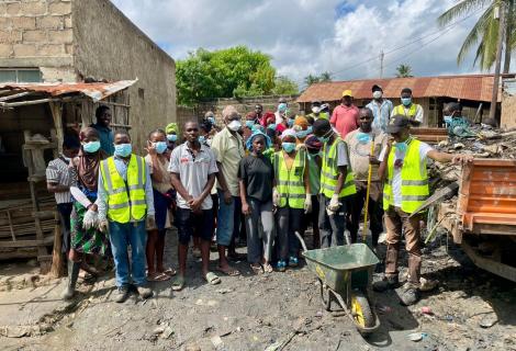 Jovens de Pemba mobilizam comunidade em jornada de limpeza e reforçam coesão social