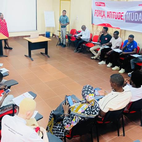 𝐐𝐮𝐚𝐥 𝐝𝐞𝐯𝐞𝐫𝐢𝐚 𝐬𝐞𝐫 𝐚 𝐞𝐬𝐭𝐫𝐚𝐭é𝐠𝐢𝐚 𝐝𝐞 𝐩𝐫𝐨𝐭𝐞𝐜çã𝐨 𝐩𝐚𝐫𝐚 𝐫𝐞𝐝𝐮𝐳𝐢𝐫 𝐨𝐬 𝐜𝐚𝐬𝐨𝐬 𝐝𝐞 𝐕𝐢𝐨𝐥ê𝐧𝐜𝐢𝐚 𝐁𝐚𝐬𝐞𝐚𝐝𝐚 𝐧𝐨 𝐆é𝐧𝐞𝐫𝐨 𝐧𝐚𝐬 𝐜𝐨𝐦𝐮𝐧𝐢𝐝𝐚𝐝𝐞𝐬?