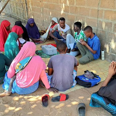 GRUPOS DE POUPANÇA FORTALECEM AUTONOMIA ECONÓMICA DE JOVENS E MULHERES EM PEMBA