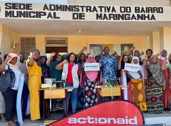 Mulheres do Espaço Seguro de Maringanha recebem kits de corte e costura para construir autonomia